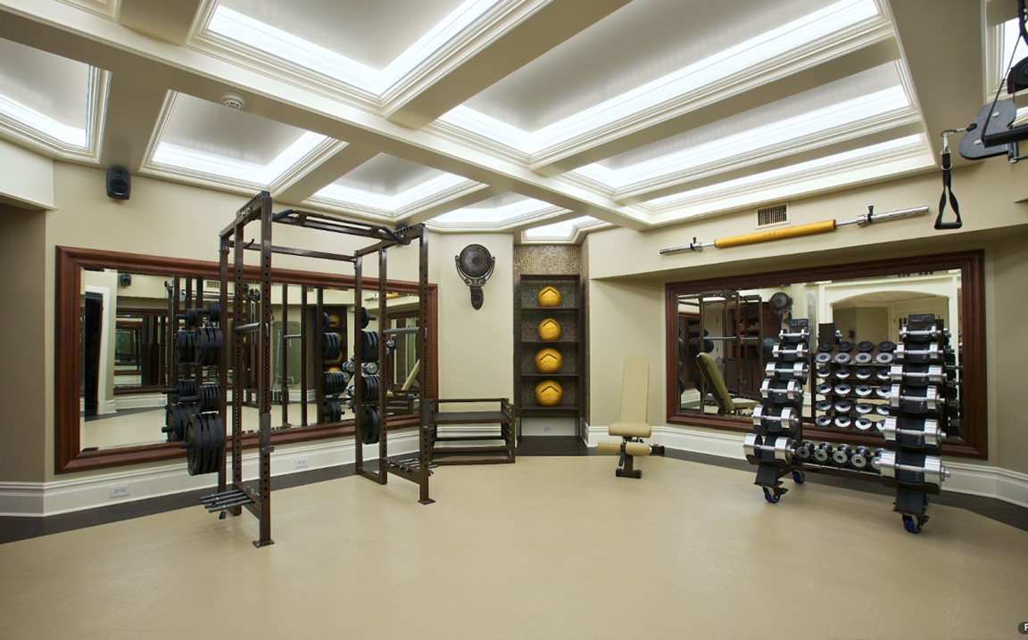 Beautiful Commercial Gym Interior Design Ideas