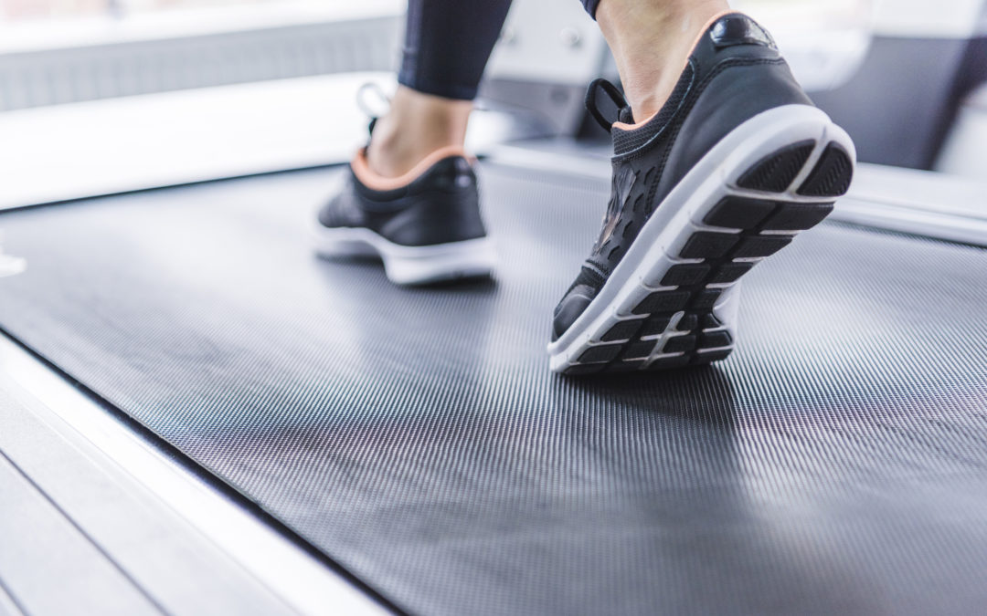 Get in Shape the Smart Way: 6 Benefits of Buying a Gently Used Commercial Treadmill
